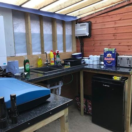 Cox Hill Glamping Badger Hotel Truro Bagian luar foto