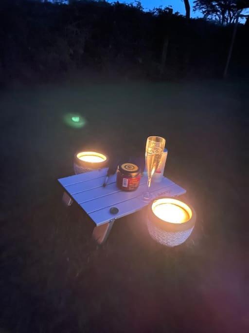 Cox Hill Glamping Badger Hotel Truro Bagian luar foto